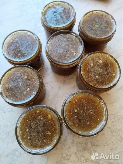 Очищение от гельминтов на основе меда с травами