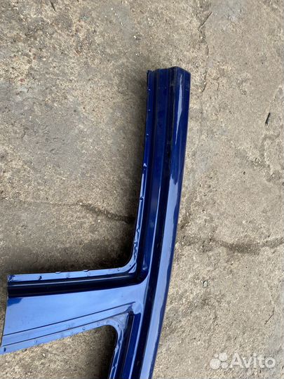 Стойка крыши правая (батон) Nissan almera g15