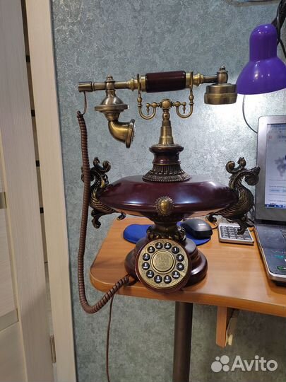 Телефонный аппарат ретро. Не использовался