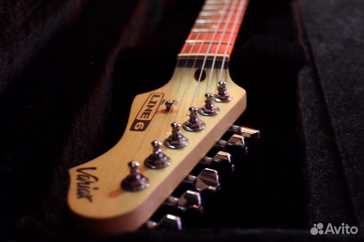 Электроакустическая гитара Line 6 Variax 300