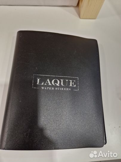 Слайдеры/наклейки для ногтей в альбоме