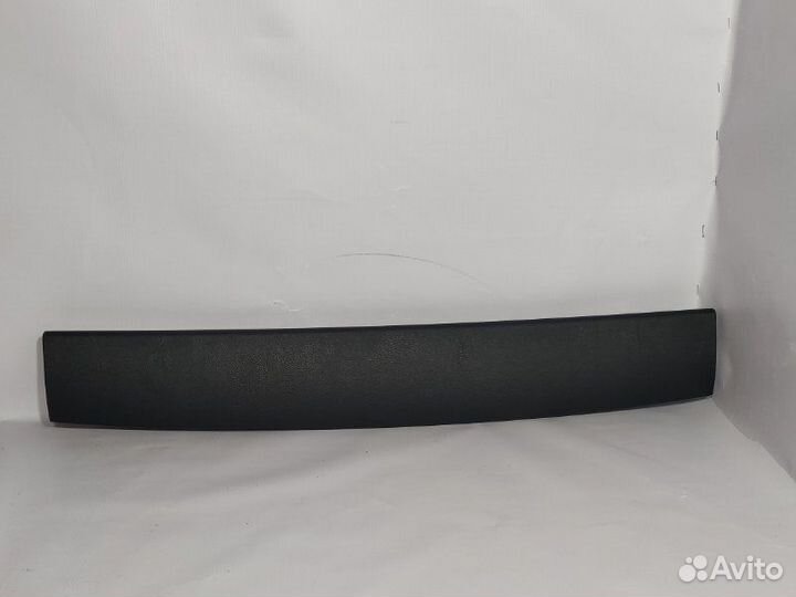 Обшивка крышки багажника Porsche Cayenne 955 M48