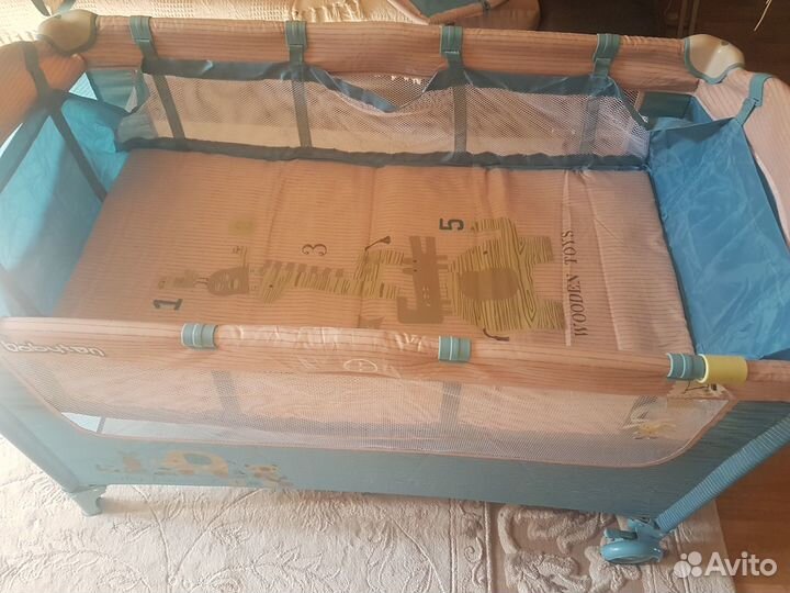 Детская кровать манеж