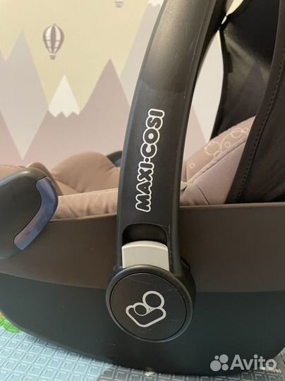 Авто люлька Maxi-cosi Pebble