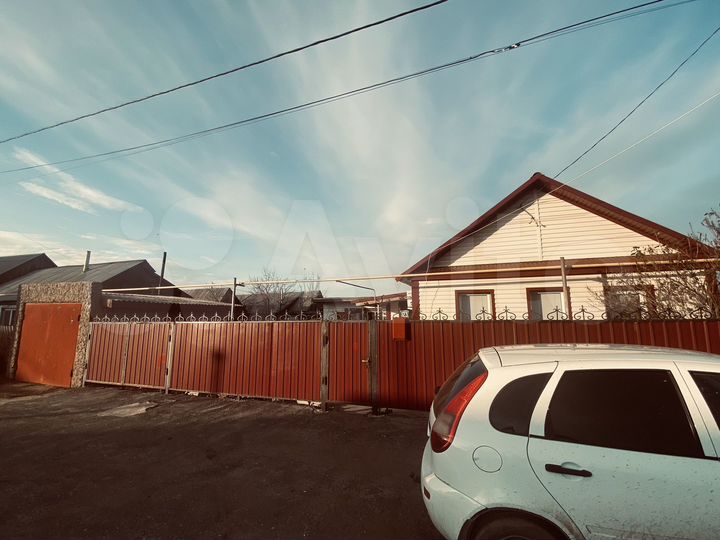Дом 83 м² на участке 4 сот.