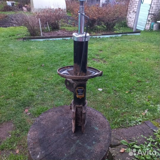 Стойка передняя левая хундай гетц акцент