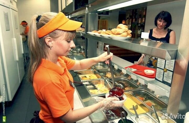 Раздатчик в кафе 