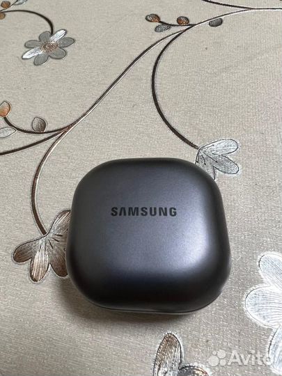 Samsung Galaxy buds 2