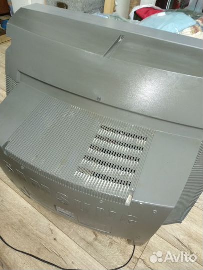 Телевизор samsung в рабочем состоянии