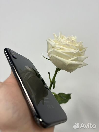 iPhone X, 64 ГБ