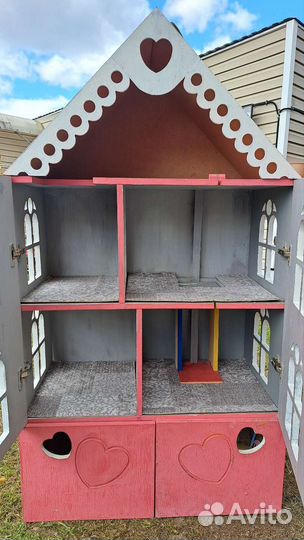 Детский деревянный домик