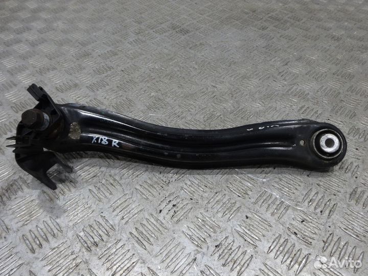 Задний рычаг правый Мерседес 166