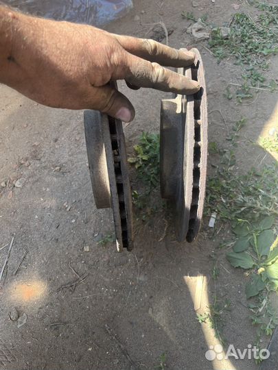 Тормазные диски р 14