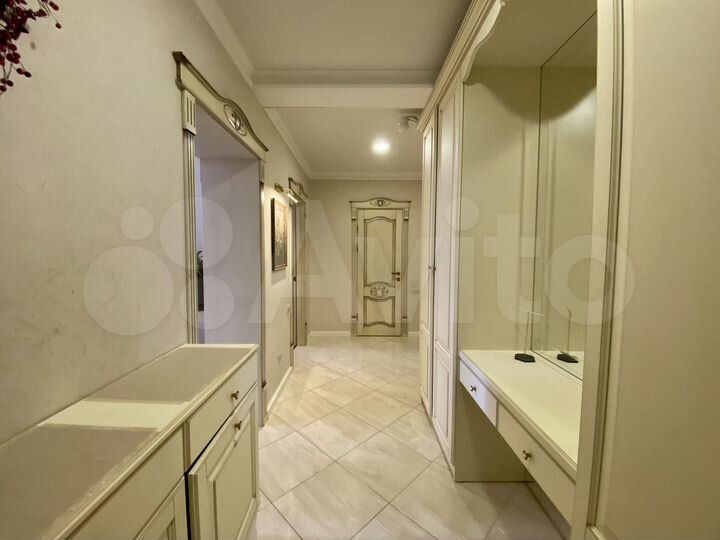 2-к. квартира, 72,5 м², 2/6 эт.