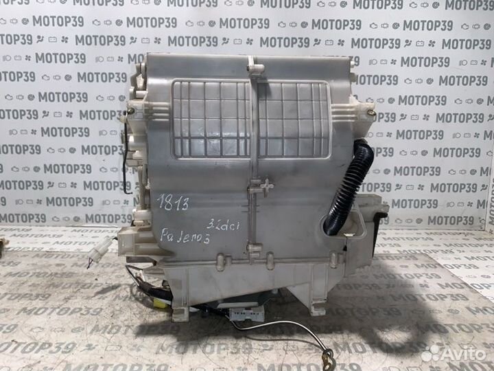 Корпус печки Mitsubishi Pajero 3.2 DID 4M11 2003