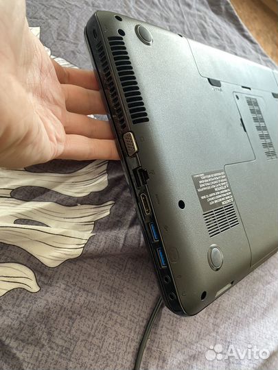 Ноутбук toshiba