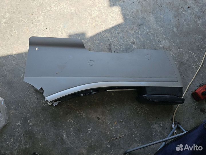 Подлокотник,средняя консоль Mazda CX-7