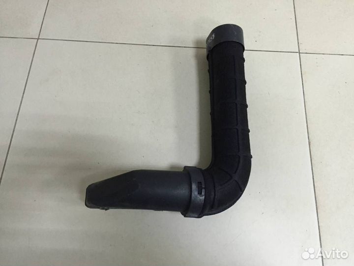 Воздухозаборник (наружный) Kia Ceed