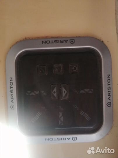 Бойлер водонагреватель 80 л аристон