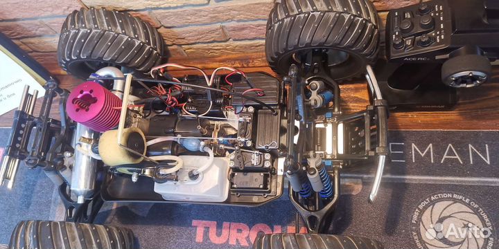 Машина на радиоуправлении с двс