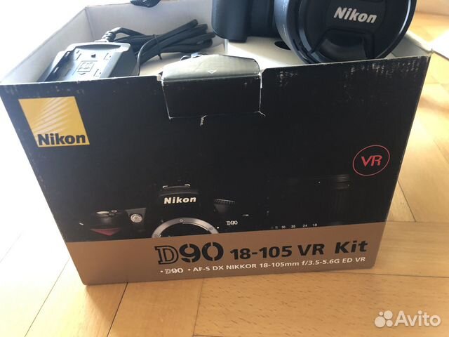 Зеркальный фотоаппарат Nikon D90 18-105 VR kit