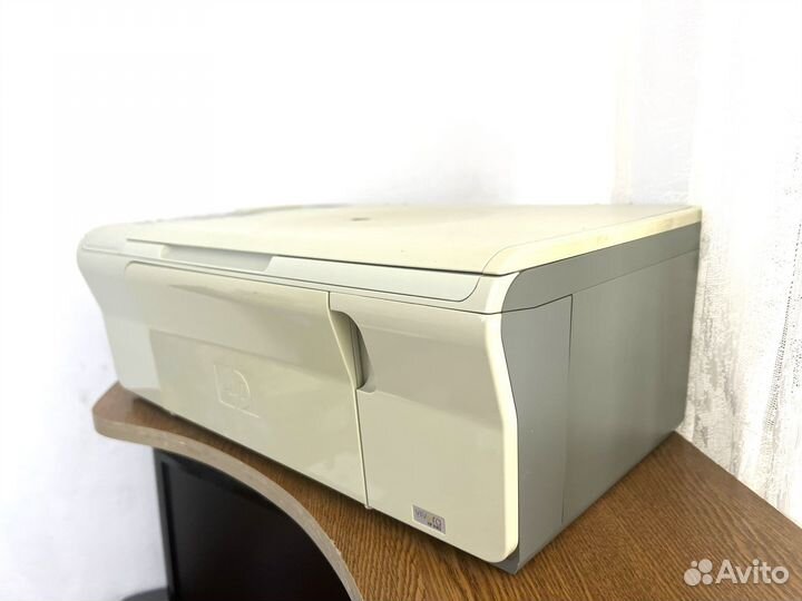 Многофункциональный принтер HP Deskjet F4213