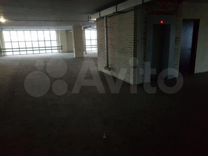 Помещение под автосервис, производство 1375 м²