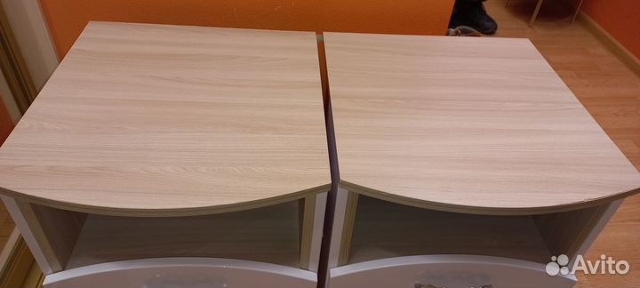 Тумбочки прикроватные