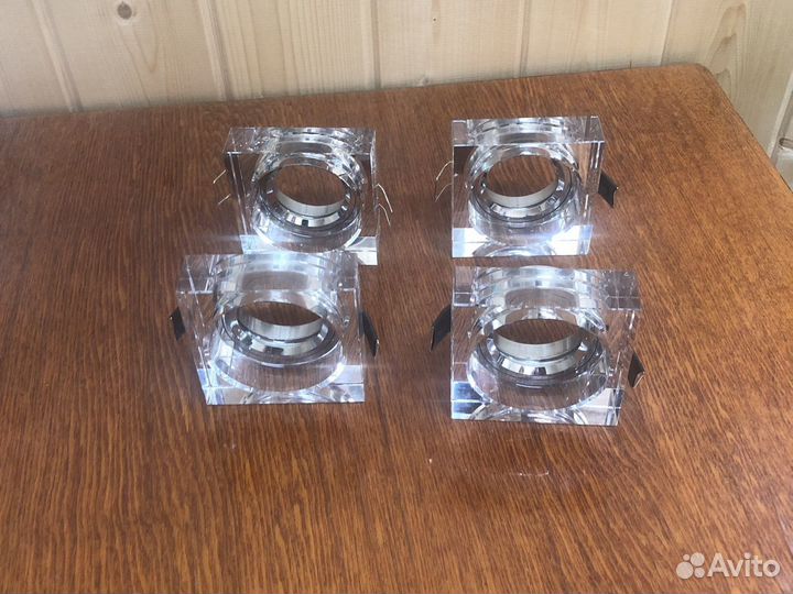 Светильник всраиваемый