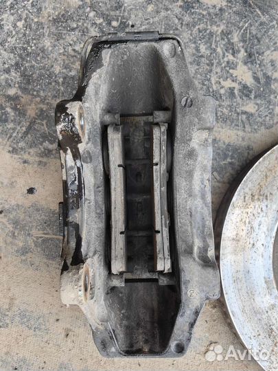 Передние тормоза volkswagen touareg