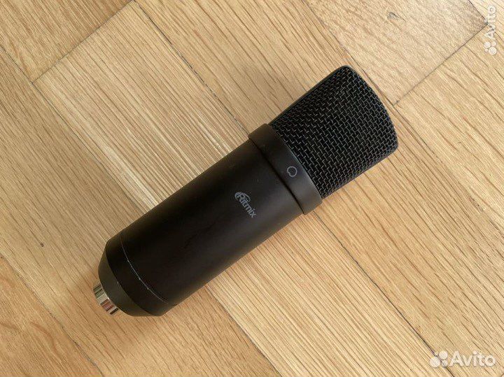 Микрофон студийный Ritmix RDM-180
