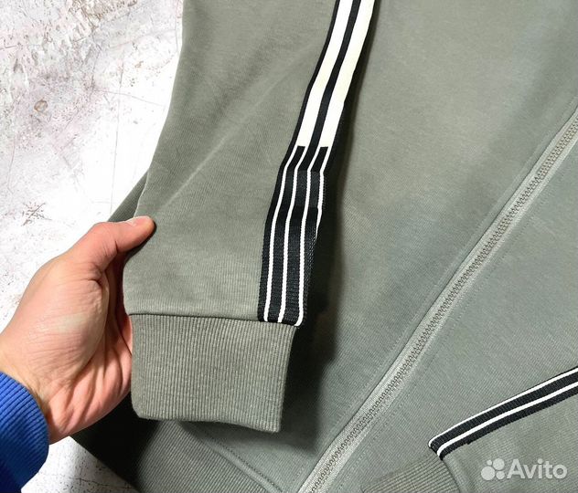 Спортивные костюмы Balenciaga