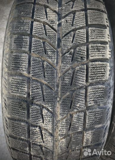 Bridgestone Blizzak WS-60 225/60 R17