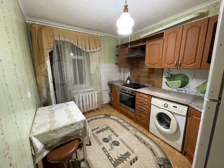 2-к. квартира, 54 м², 3/9 эт.