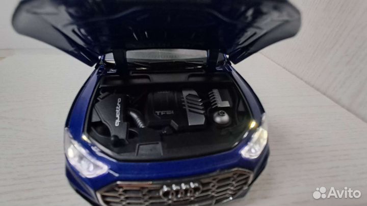 Коллекционая модель audi Q5