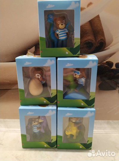 Фигурки Барни из коллекции Дино