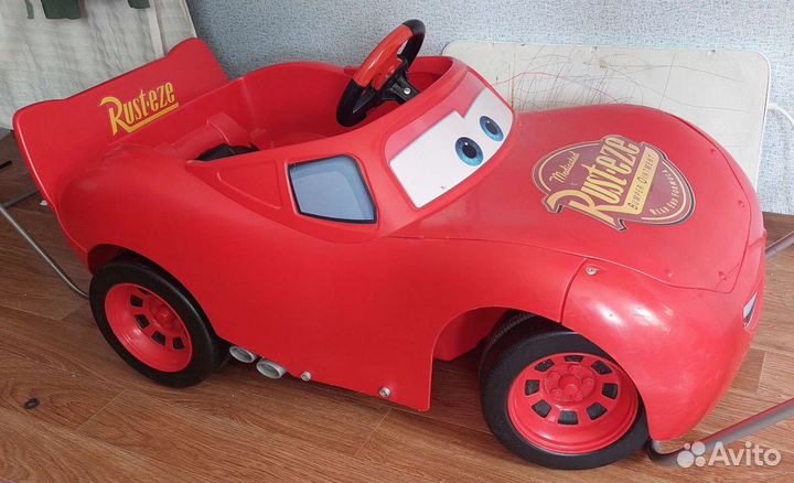 Детский автомобиль на аккумуляторе бу