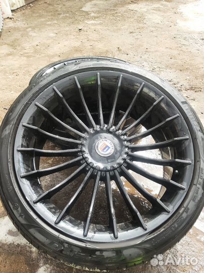 Pirelli P Zero 245/40 R20 и 275/35 R20 102Y