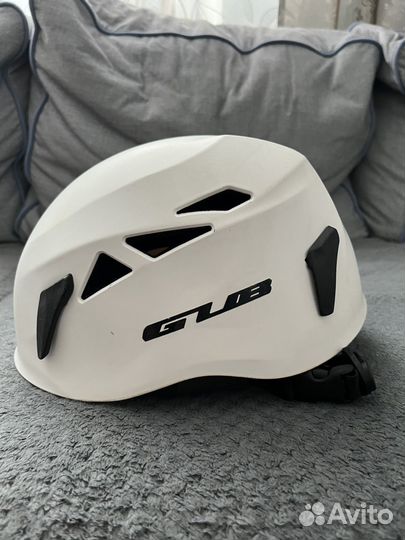 Альпинистская каска GUB