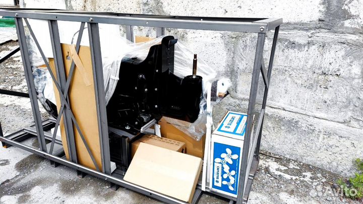 Мотор лодочный Suzuki DF115BTL CAN черный