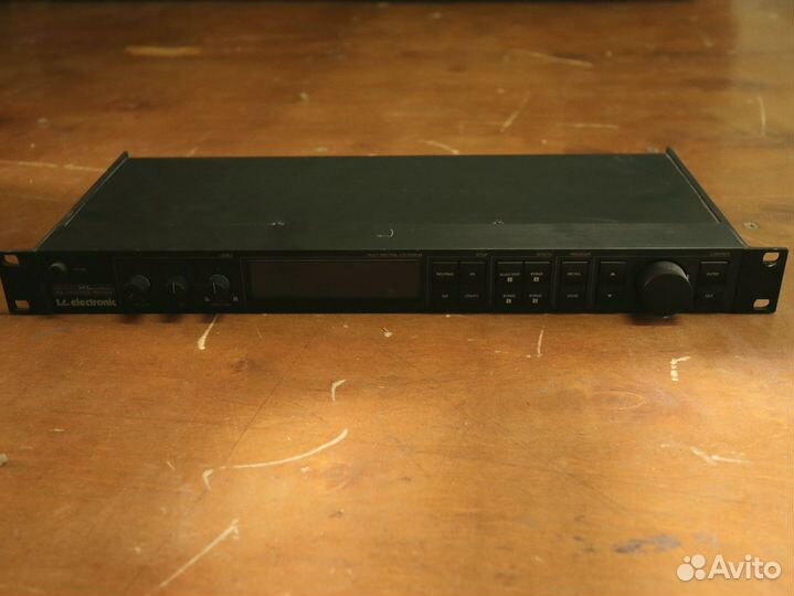 T.c. electronic M-ONE XL