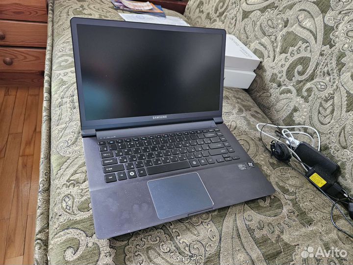 Ультрабук samsung