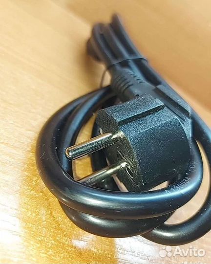 Кабеля питания для компьютера C13 и C7