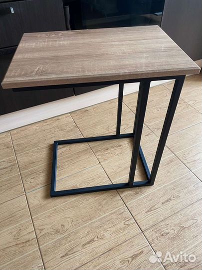 Столик для ноутбука