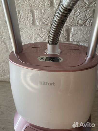 Вертикальный отпариватель kitfort KT-919