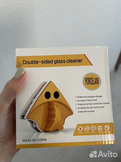 Магнитная щетка для мытья окон