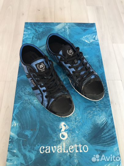 Кроссовки лёгкие 39 размер