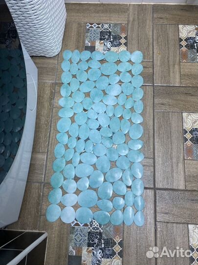 Резиновый коврик для ванны