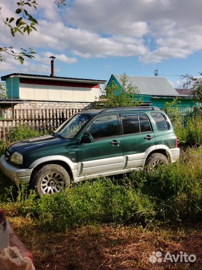 Suzuki Grand Vitara 2.5 МТ, 2000, 236 000 км