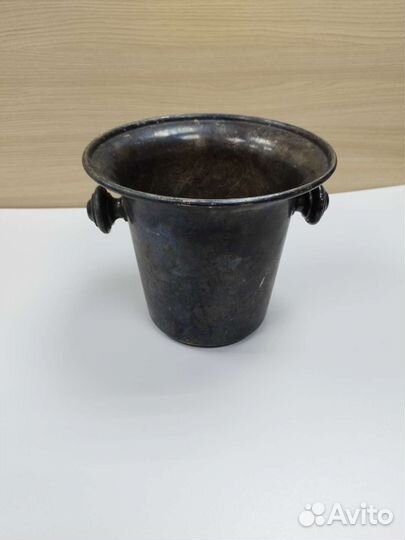 Антикварное ведёрко для шампанского